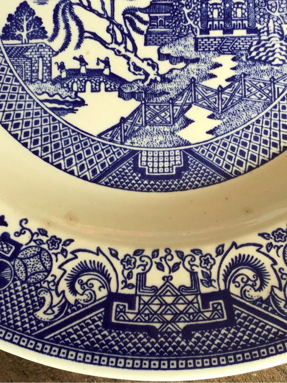 Vintage Cavalier Royal China Blue Willow Ironstone Plates